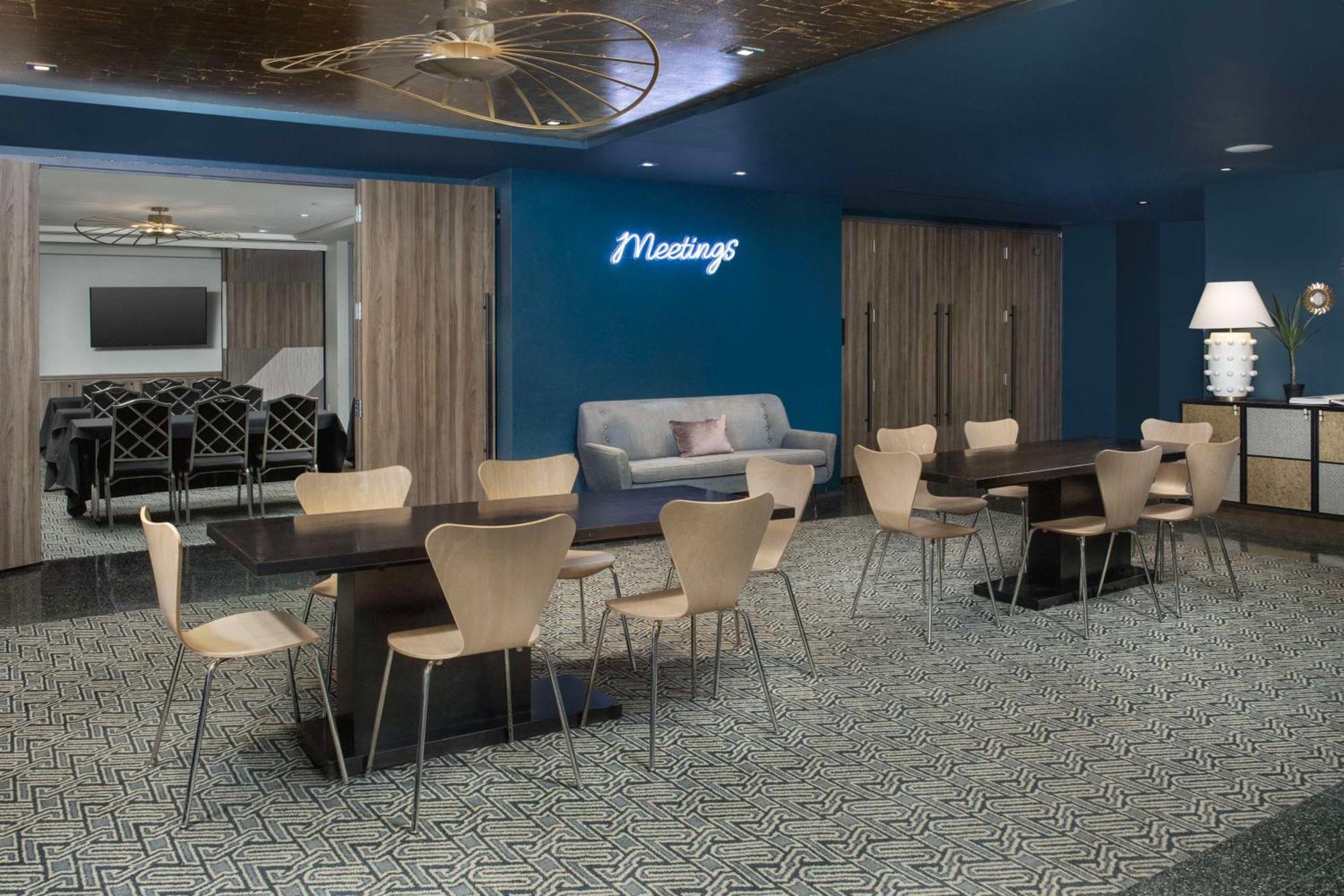 Troubadour Hotel ניו אורלינס מראה חיצוני תמונה